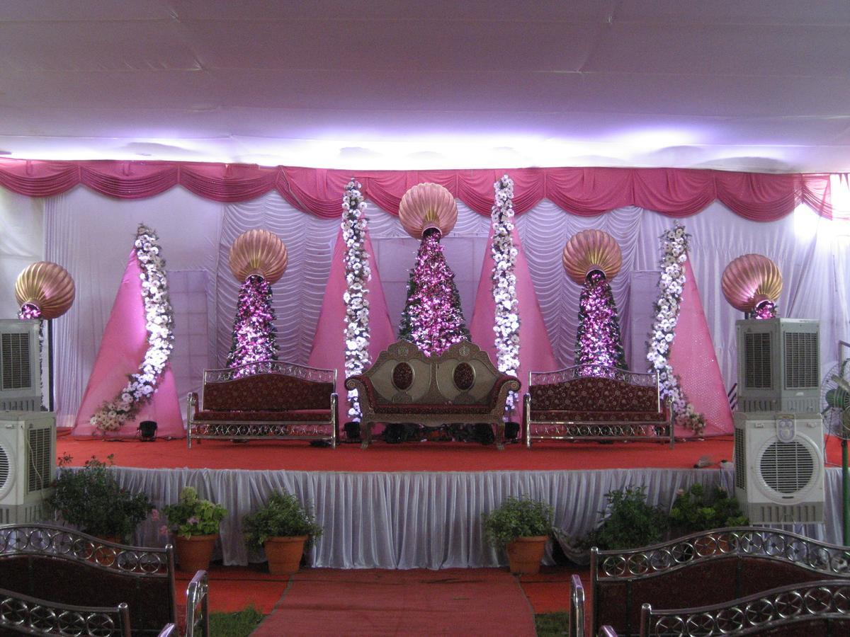 Hotel Ayodhya Kolhapur Exteriör bild